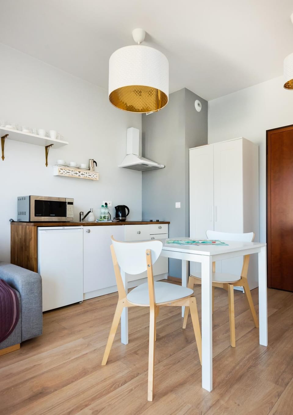 Kitchen or kitchenette, Dining area, minibar, pet friendly, stove