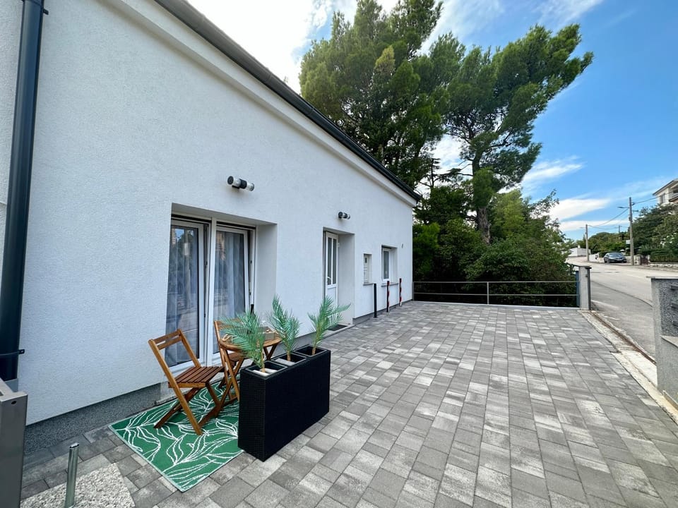 Apartments Easy Apartment in Primorje-Gorski Kotar County