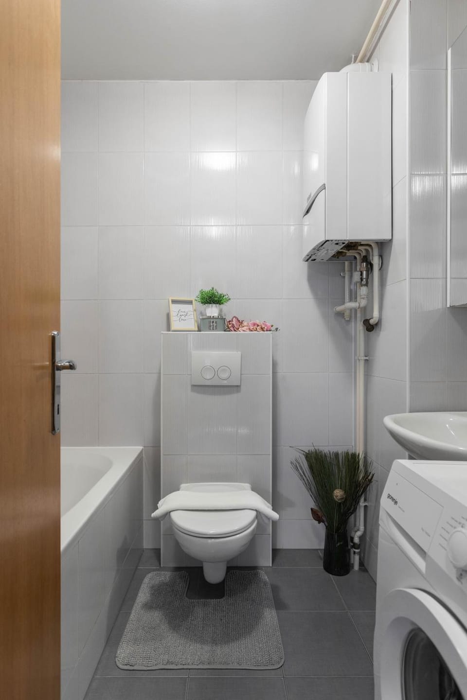 Toilet, Bathroom