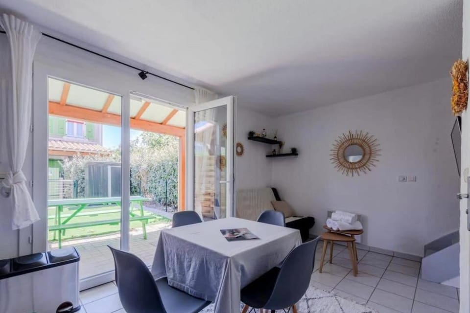 House with garden near beach House in Le Barcarès