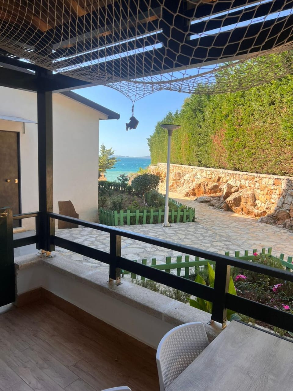 Patio, Day, Natural landscape, Garden, View (from property/room), Balcony/Terrace, Living room, Seating area, Sea view