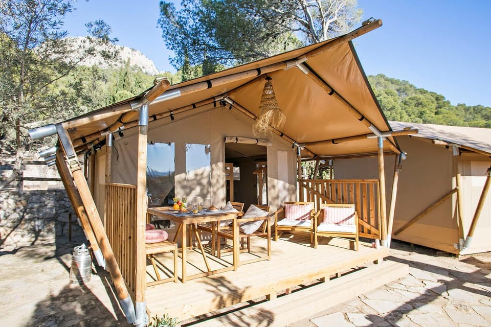 Càmping Castell Montgrí **** Campground/ 
RV Resort in Baix Empordà