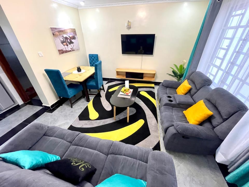 Xellent Suites- Marg House Apartment in Kenya