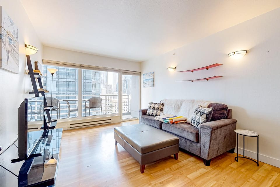 Puget Sound Place Apartment in Pike Place Market