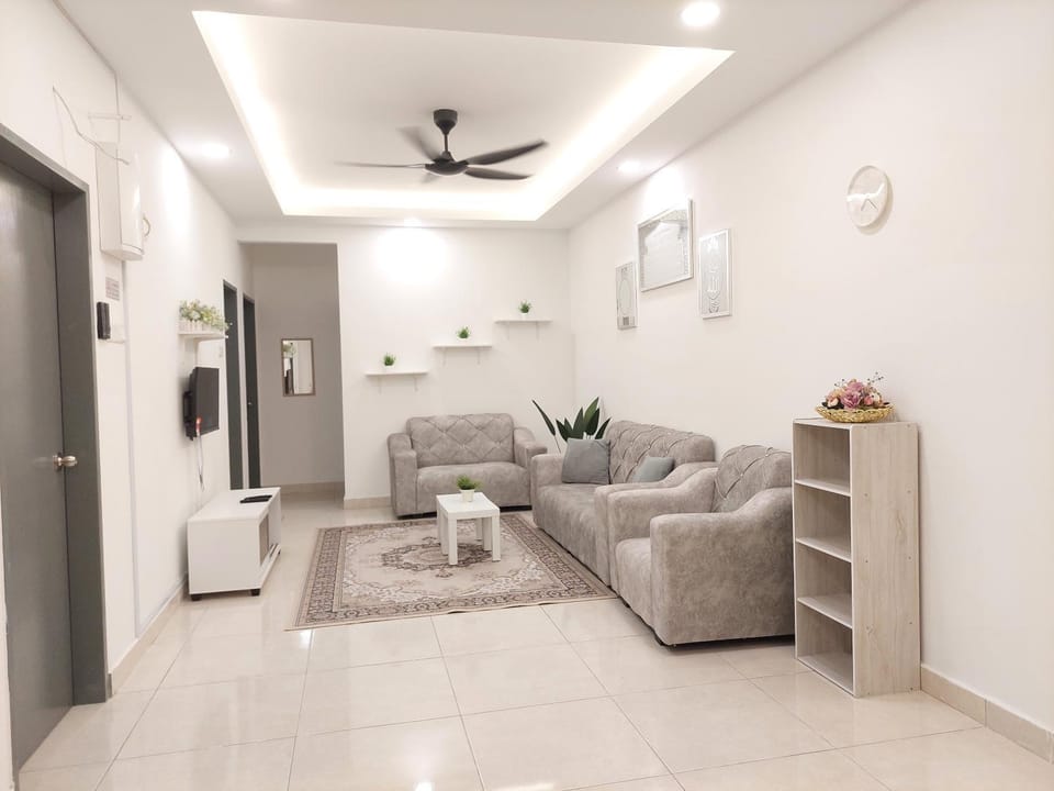 TV and multimedia, Living room, Seating area, fireplace