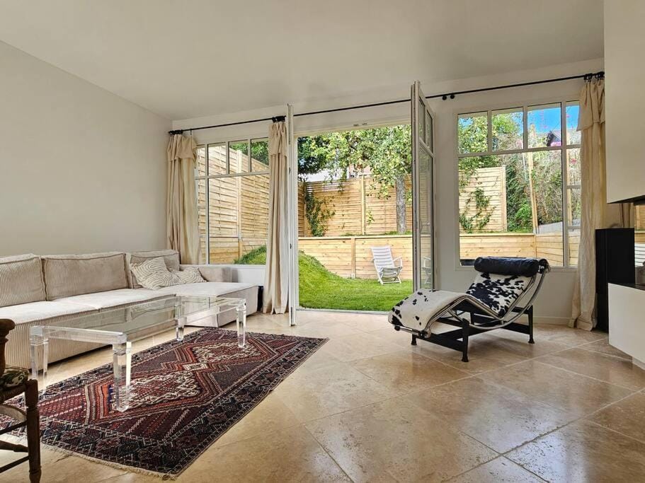 Maison familiale, 3 chambres, jardin, au calme House in Deauville