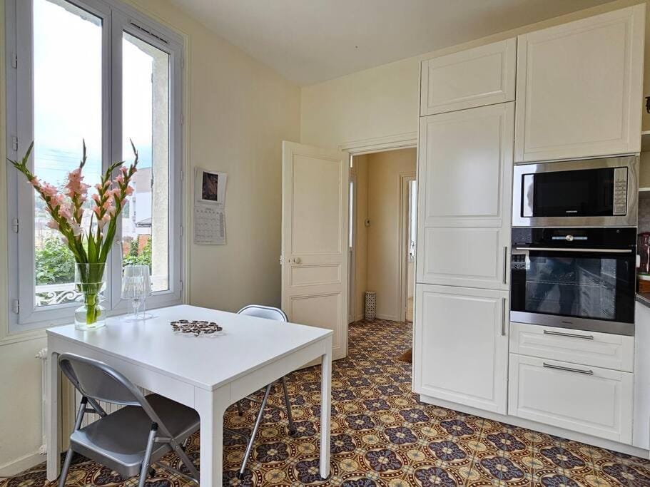 Maison familiale, 3 chambres, jardin, au calme House in Deauville