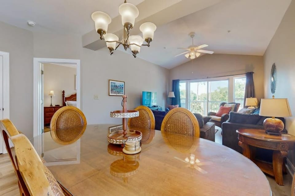 World Tour, Unit #306 Apartment in Carolina Forest