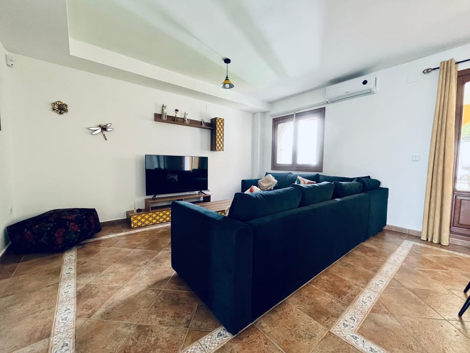 Lomas 62 House in Faro District