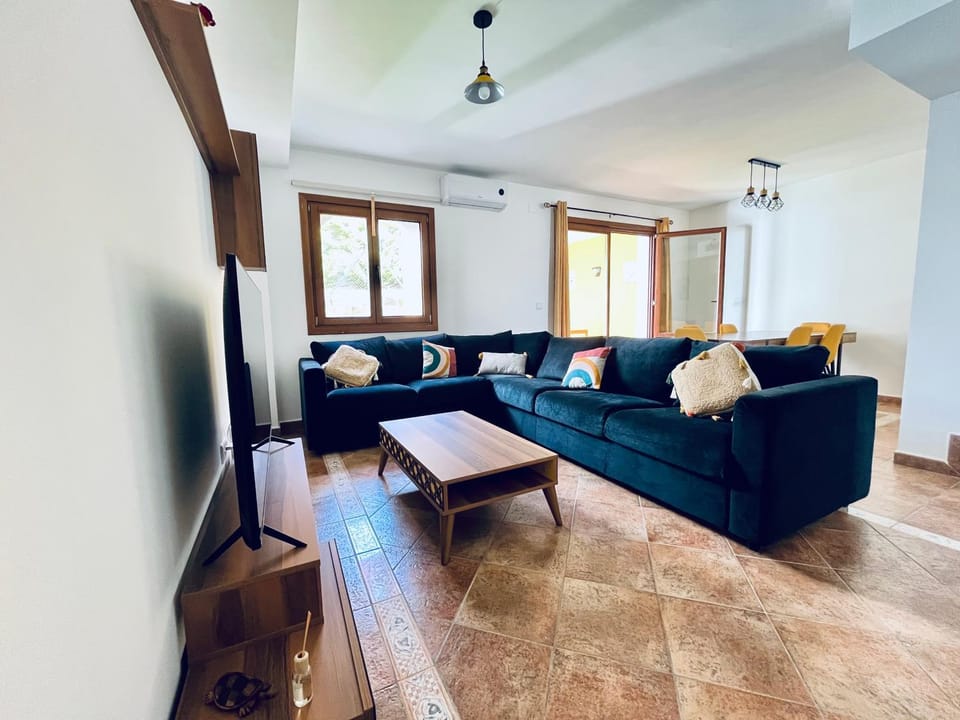 Lomas 62 House in Faro District