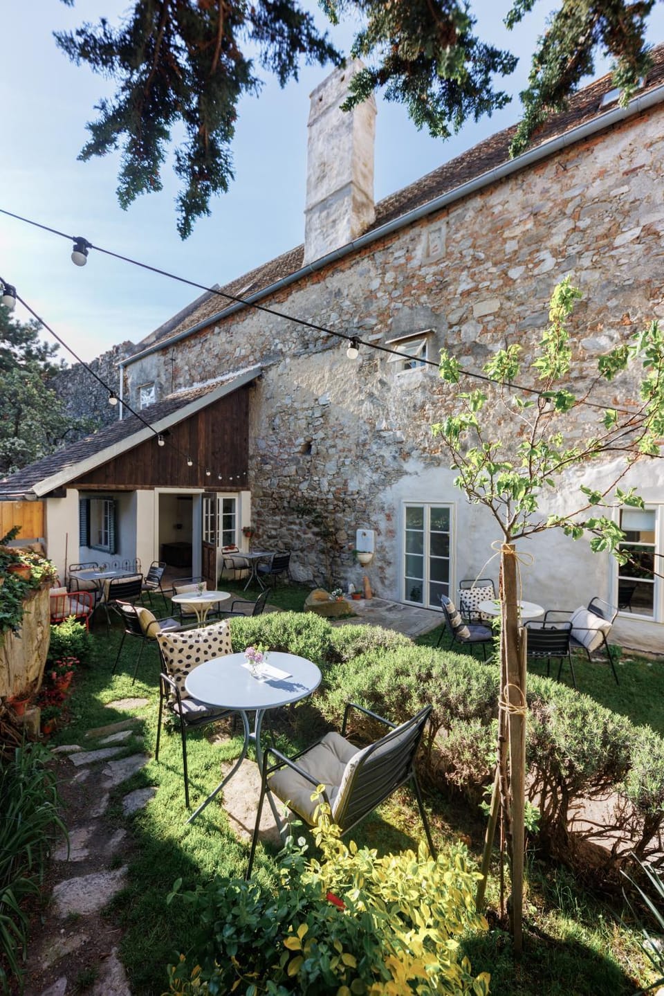 Am Znaimertor Bed and Breakfast in South Moravian Region
