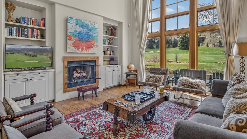 TV and multimedia, View (from property/room), Seating area, fireplace, furniture