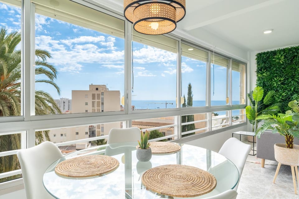 Day, View (from property/room), Living room, Dining area, Sea view