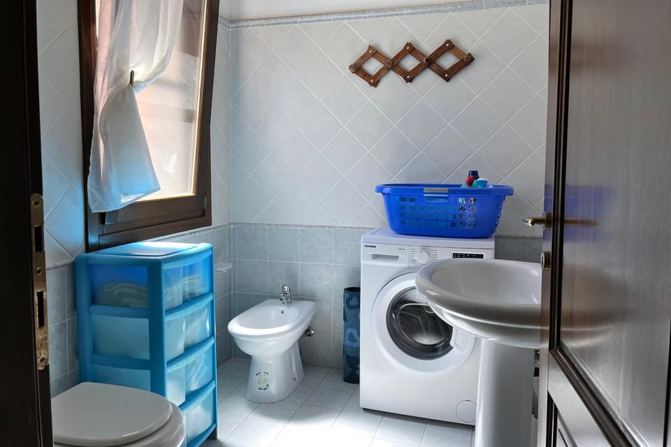 Toilet, Bathroom, bidet, washing machine