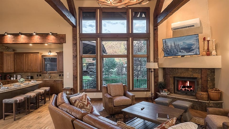 TV and multimedia, View (from property/room), Living room, fireplace