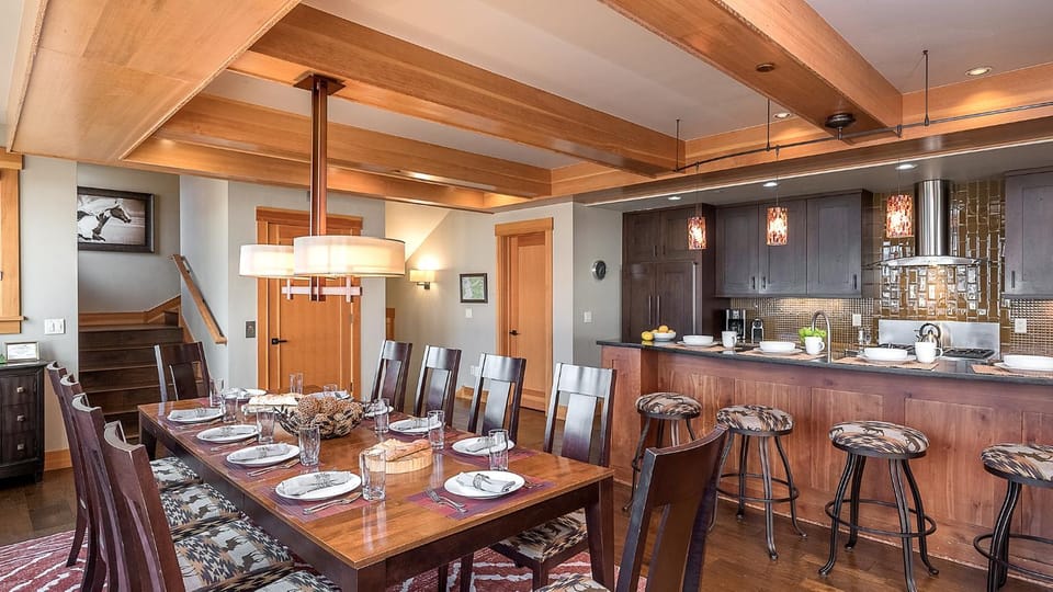 Dining area, furniture, storage, stove