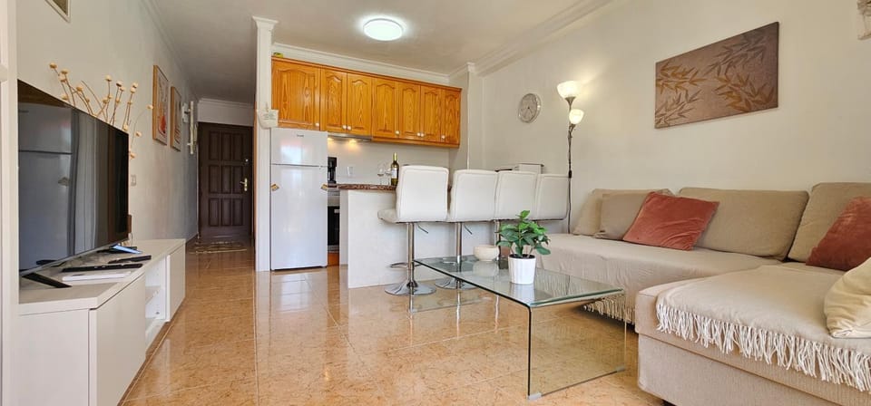 TV and multimedia, Kitchen or kitchenette, Living room, Seating area, Dining area, minibar, pet friendly, stove