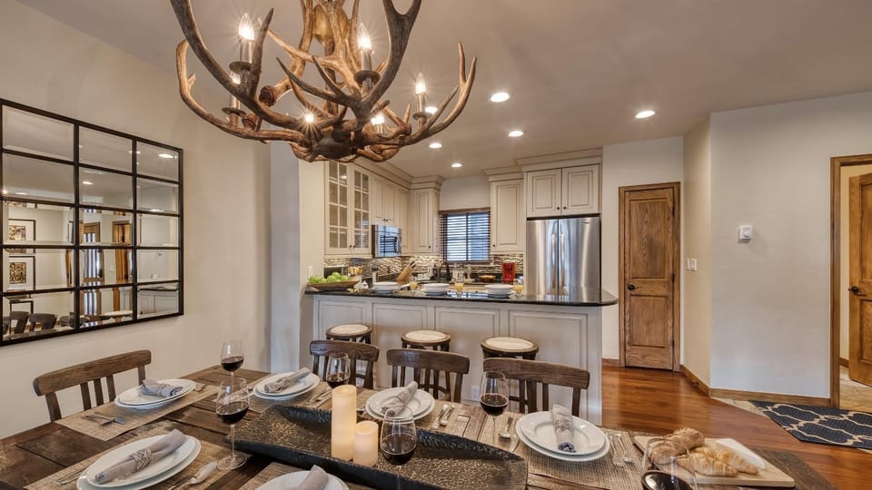 Dining area, furniture, kitchen