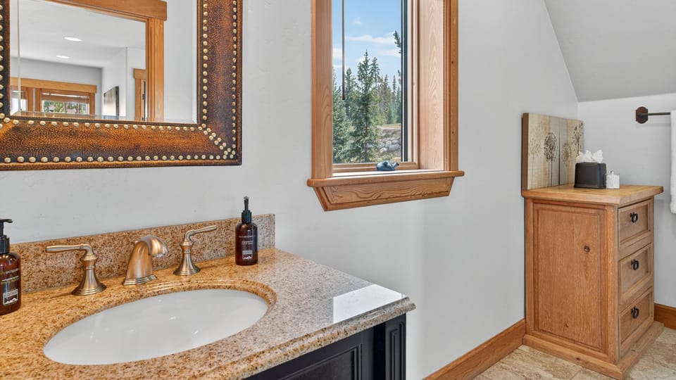 Bathroom, Bath