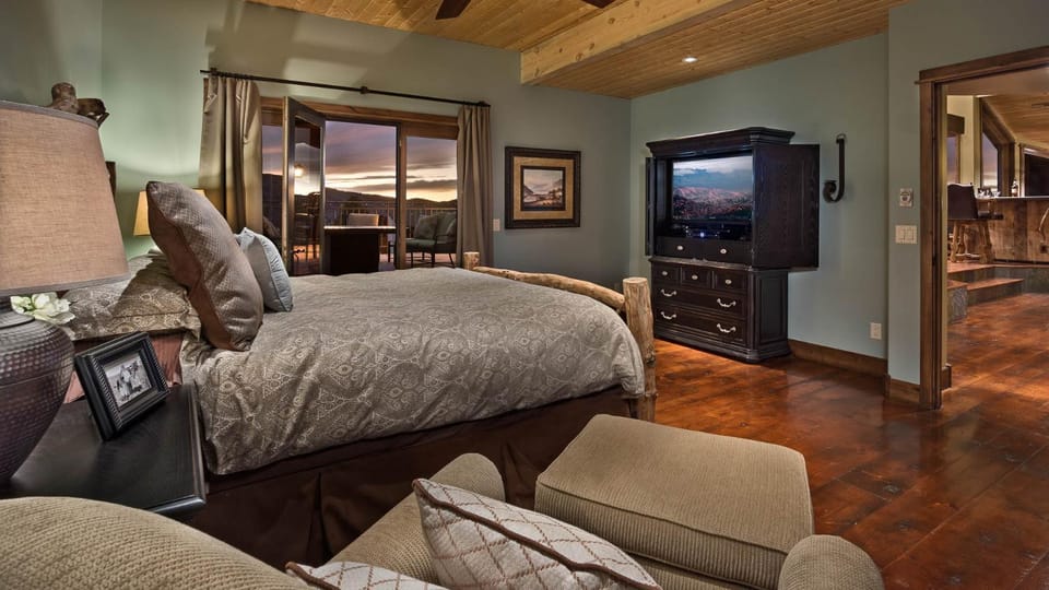 Bed, View (from property/room), Balcony/Terrace, Bedroom