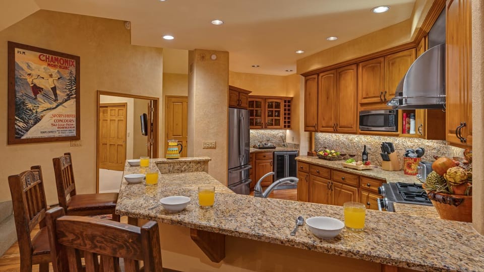 dishwasher, storage, stove, kitchen