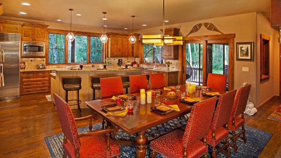 Dining area, furniture, storage, toaster