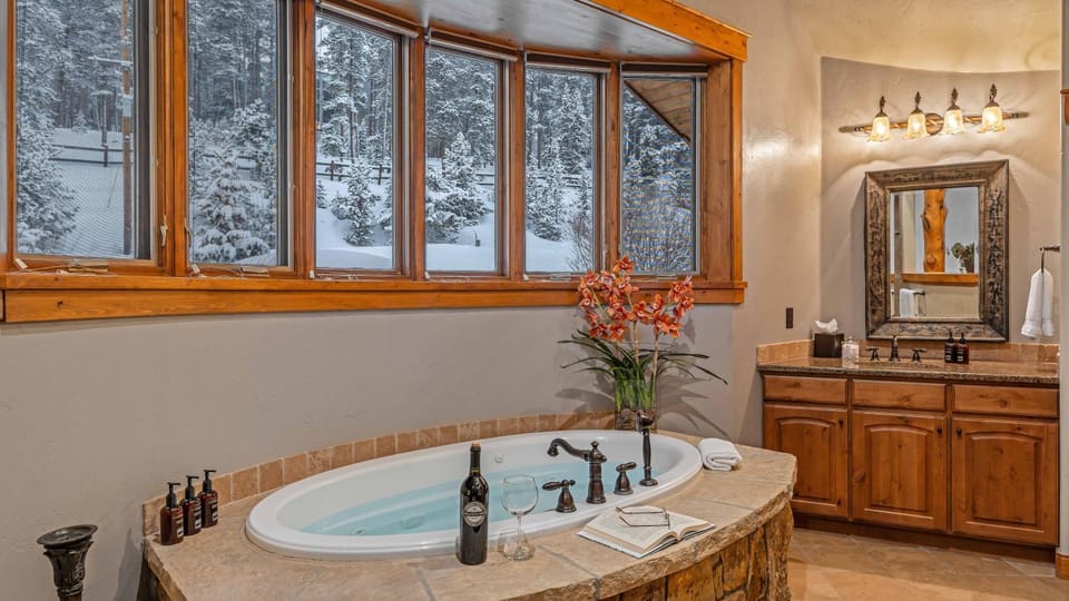 Bathroom, Bath, towels