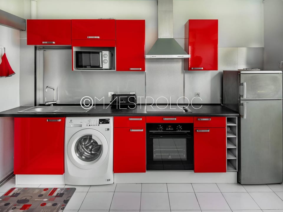 Kitchen or kitchenette, minibar, pet friendly, stove, washing machine