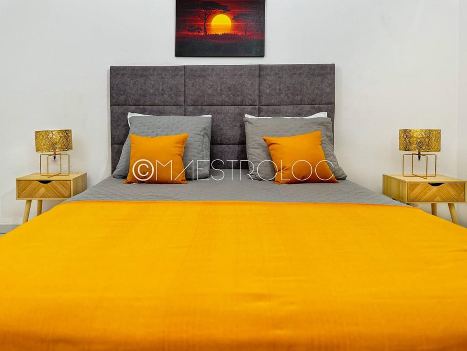 Bed, Bedroom