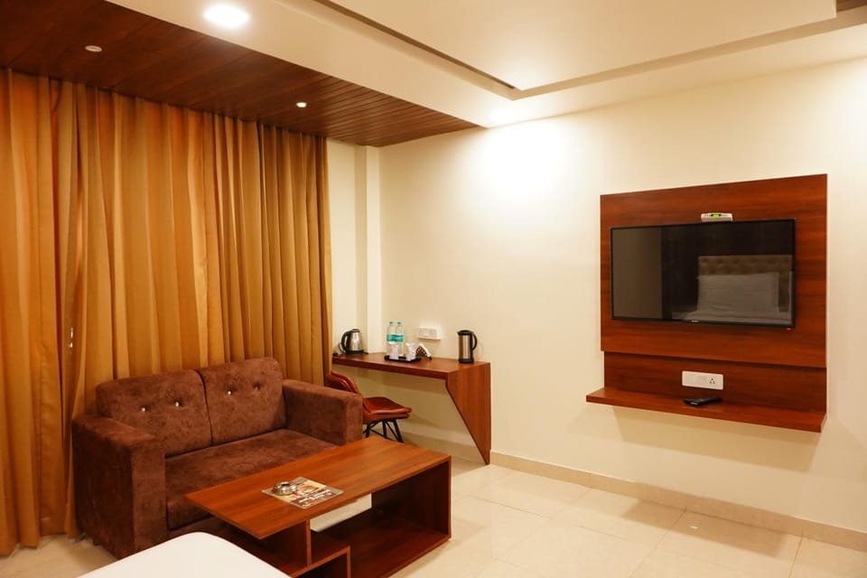 TV and multimedia, Seating area