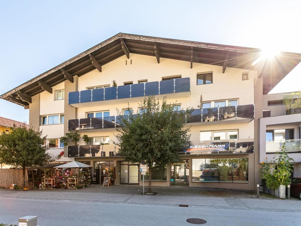 Property building, Summer