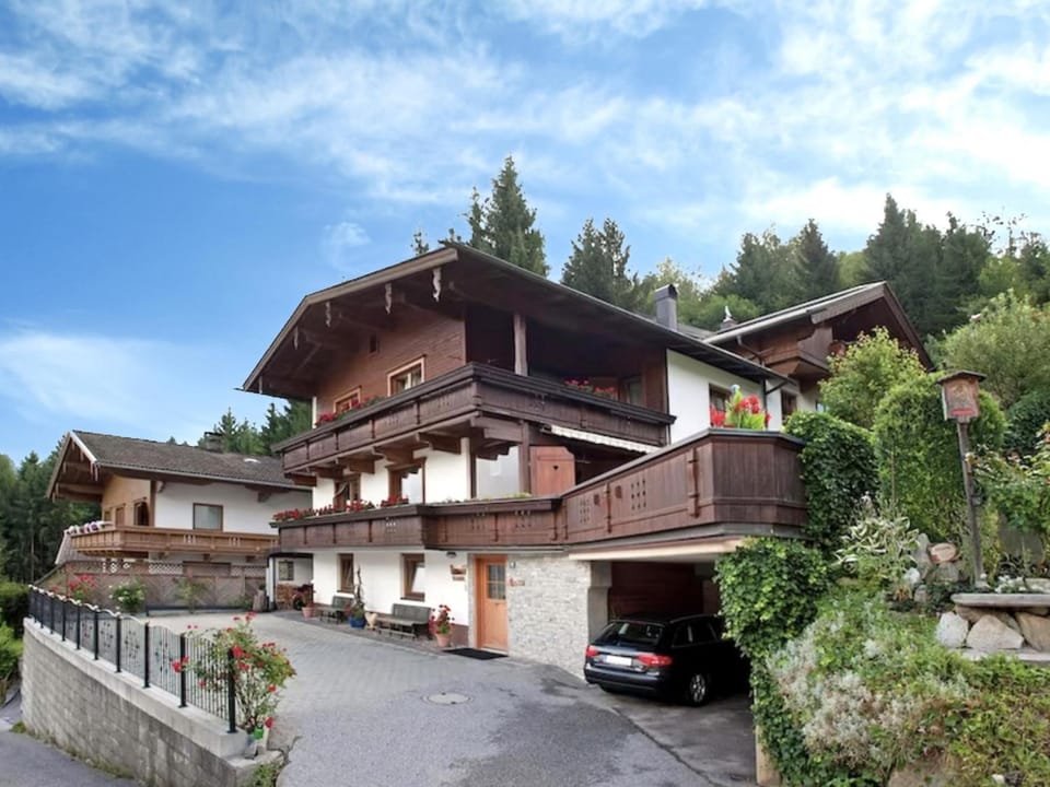 Property building, Summer