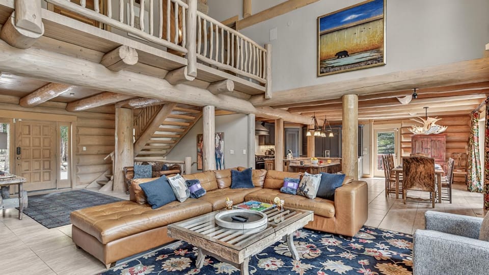 Living room, Seating area, furniture