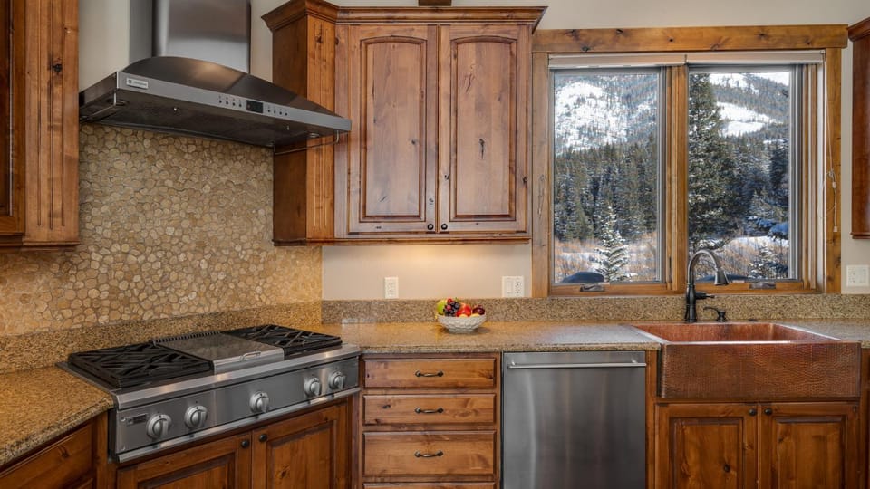 dishwasher, storage, stove, kitchen