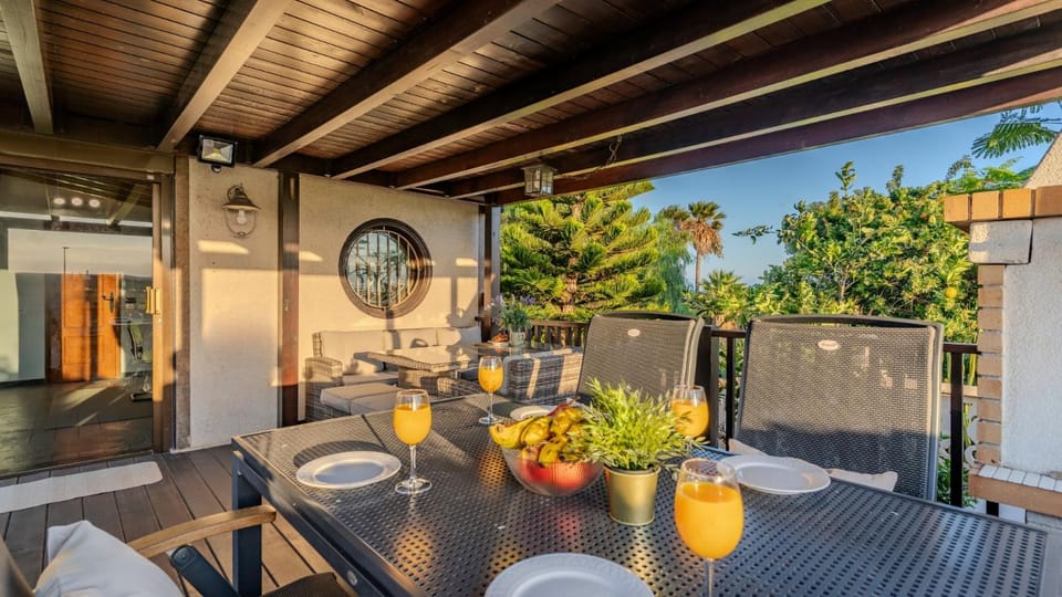 Patio, Day, View (from property/room), Balcony/Terrace, Dining area