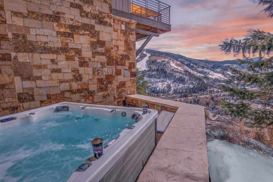 Hot Tub, View (from property/room)