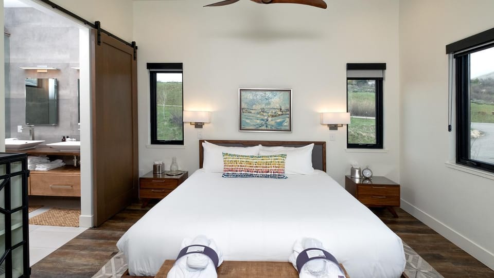 Bed, View (from property/room), Bedroom