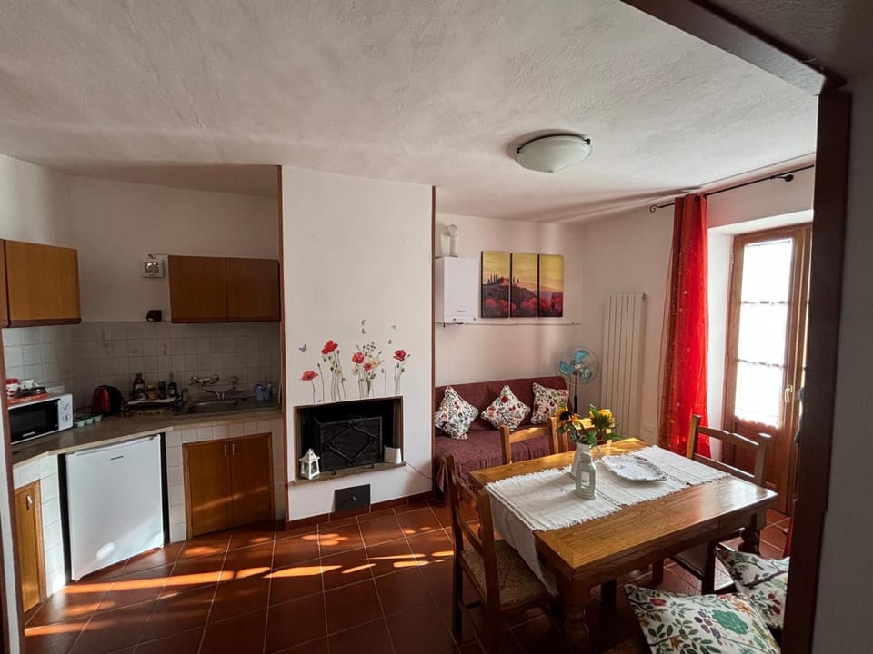 Balcony/Terrace, Kitchen or kitchenette, Seating area, Dining area, internet