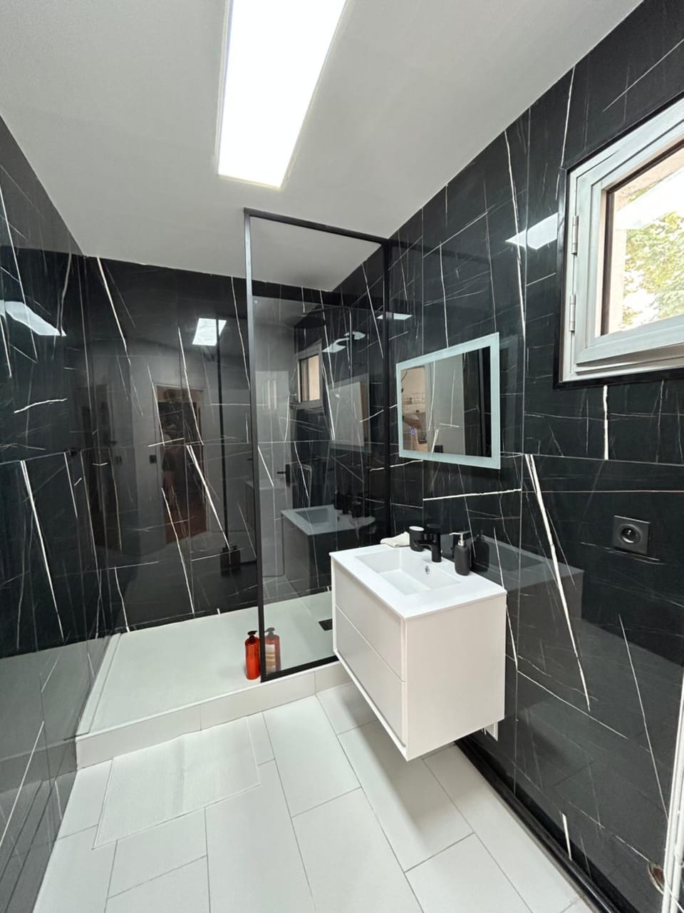 Shower, Bathroom