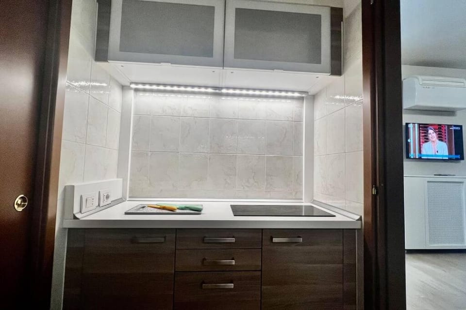 Urban House - Comfy Flat Navigli Milan Center Apartment in Milan