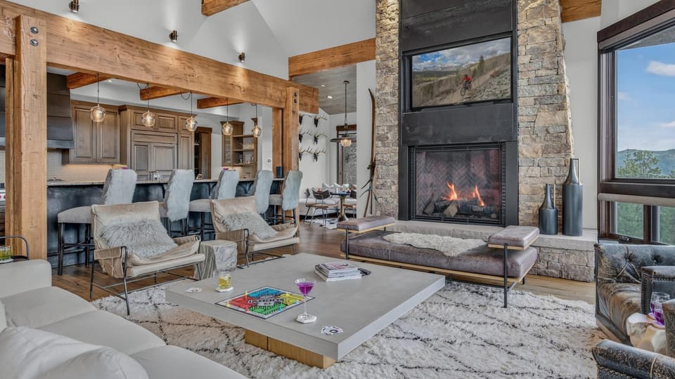 TV and multimedia, View (from property/room), Seating area, fireplace, furniture