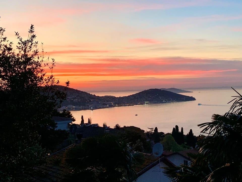 View (from property/room), Balcony/Terrace, Sea view, Sunset