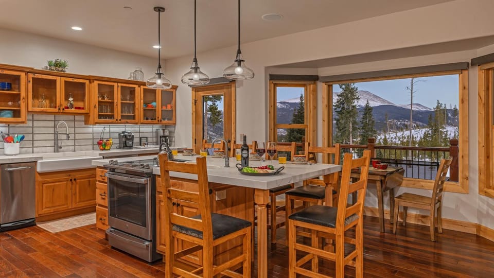 View (from property/room), dishwasher, oven, storage, kitchen