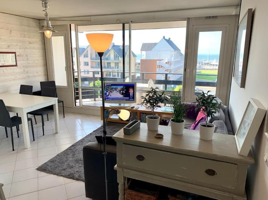 Bel appartement vue mer avec parking gratuit Apartment in Deauville