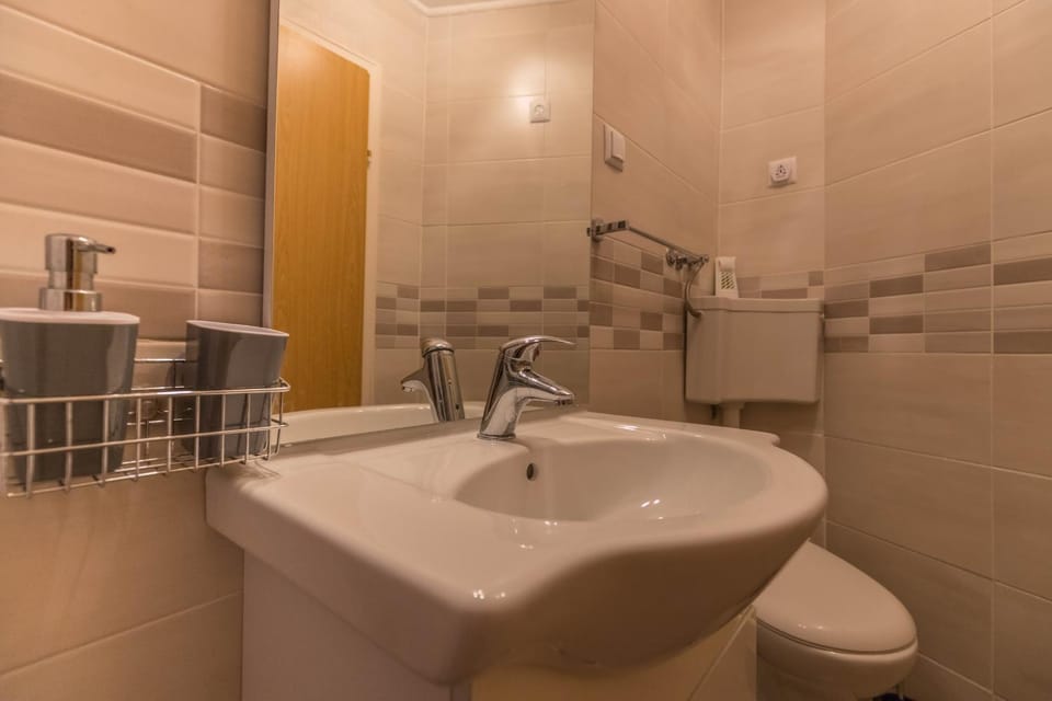 Apartments Lapis Apartment in Primorje-Gorski Kotar County