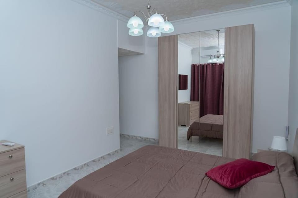 Bedroom, wardrobe
