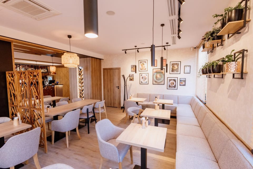 Restaurant/places to eat