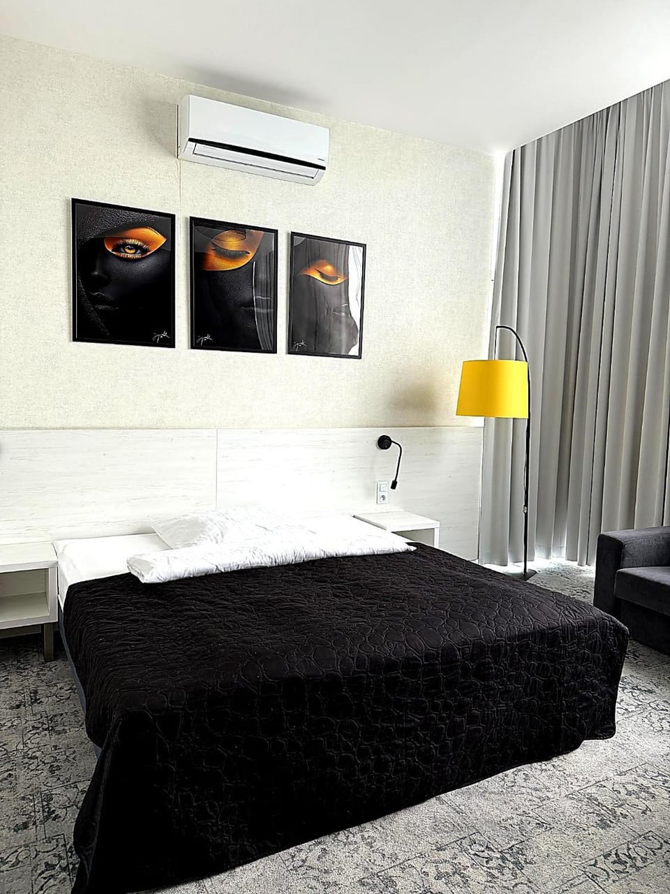 Bed, TV and multimedia, Photo of the whole room, Bedroom, air conditioner
