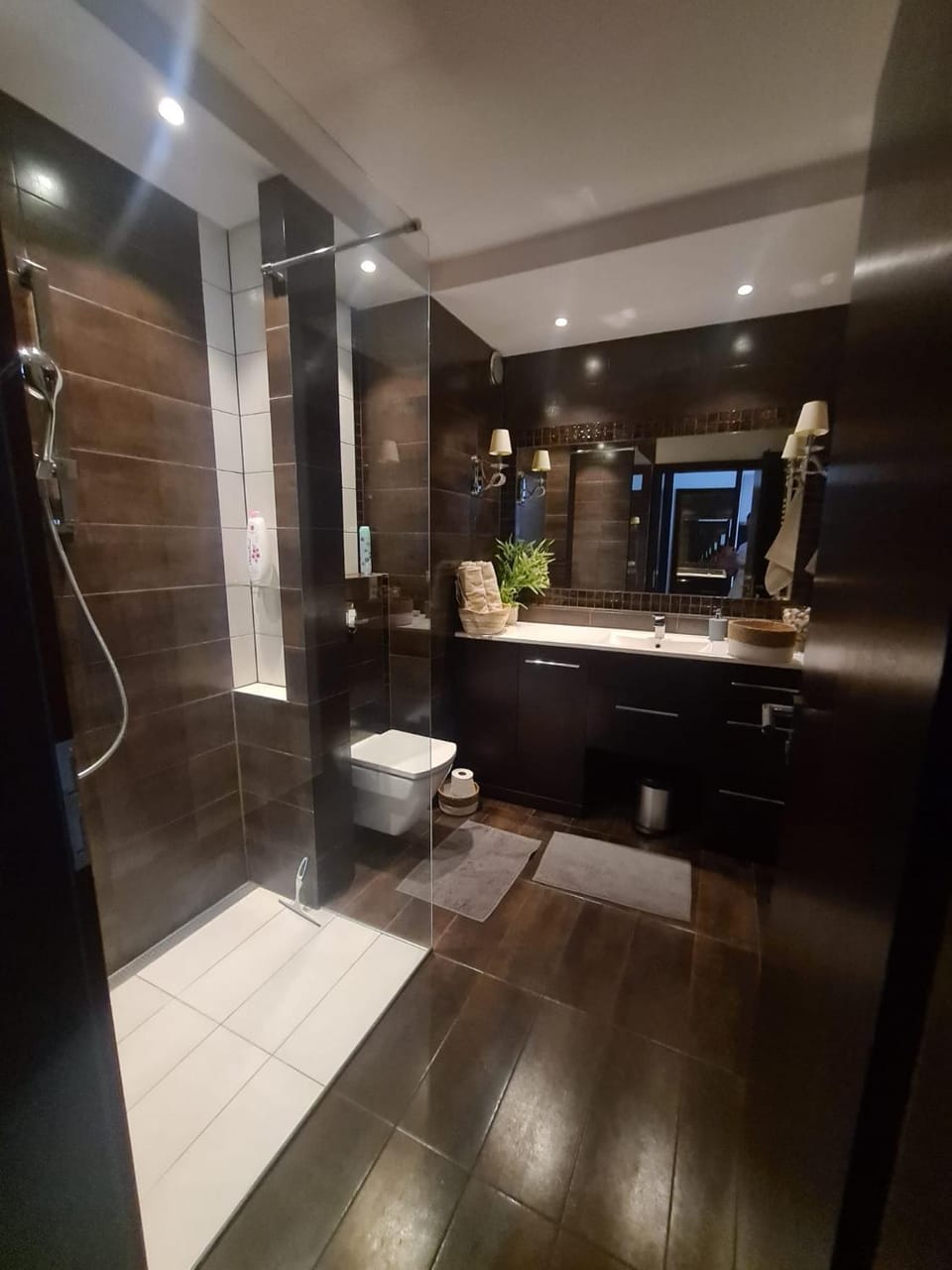 Warta LUX Apartment, self check-in 24h, free parking Apartment in Poznan