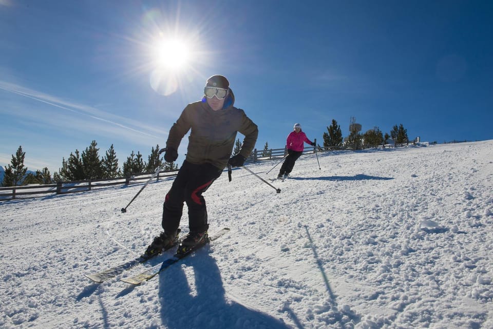 Activities, Skiing